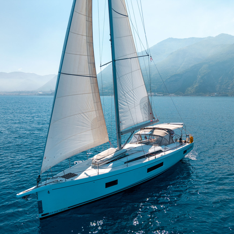 Aladar Sail