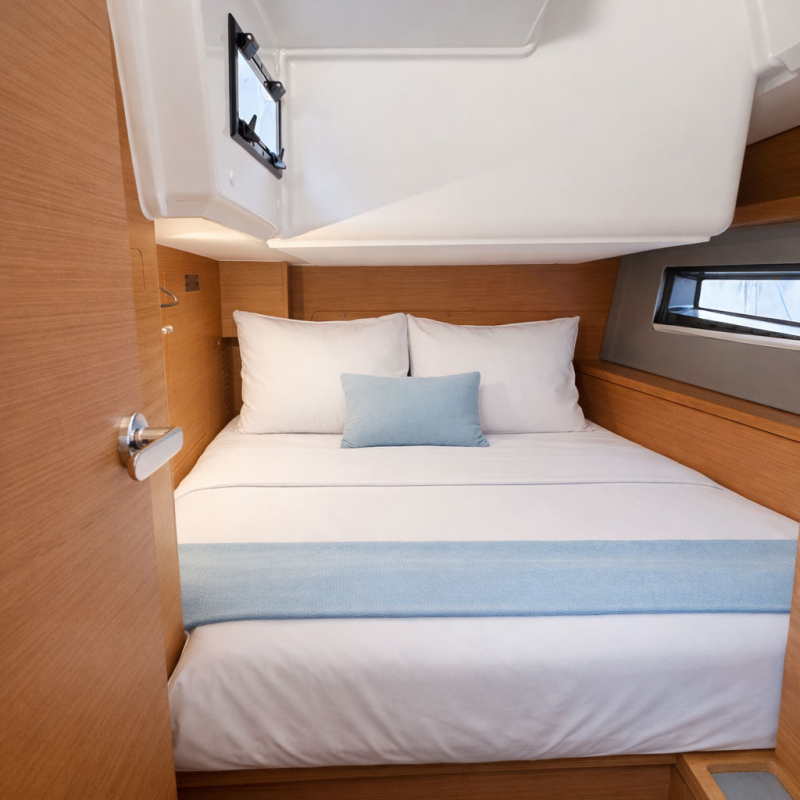 Aladar Sail