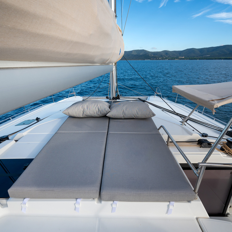Aladar Sail