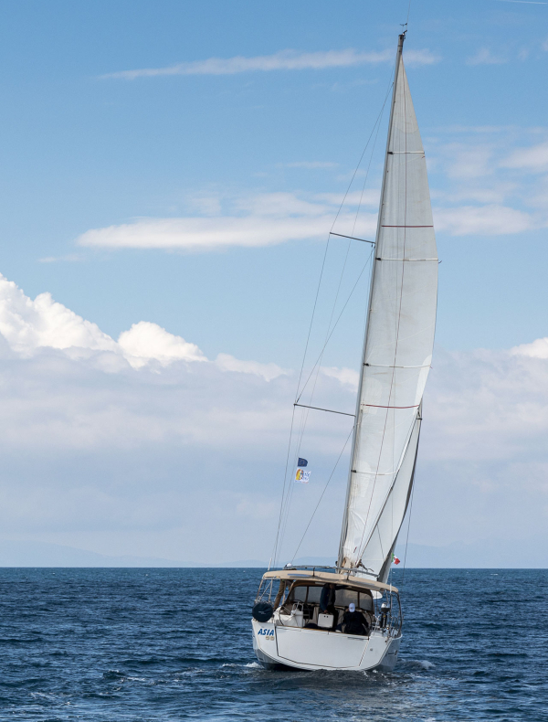 noleggiare barche a vela toscana
