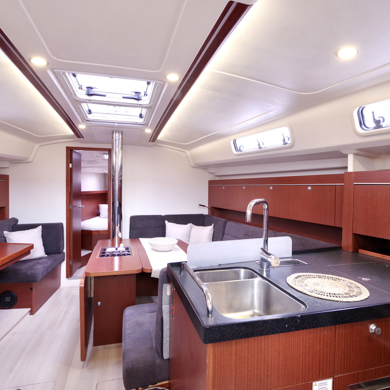 Aladar Sail