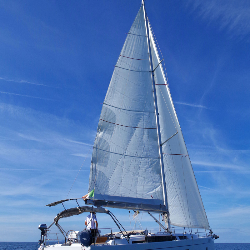 Aladar Sail
