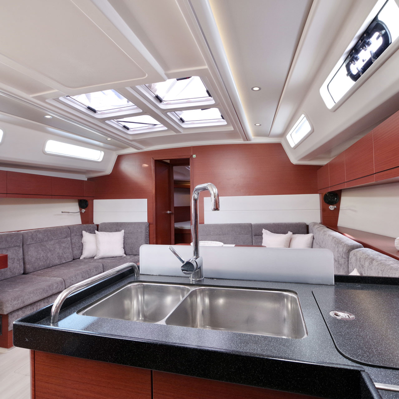 Aladar Sail