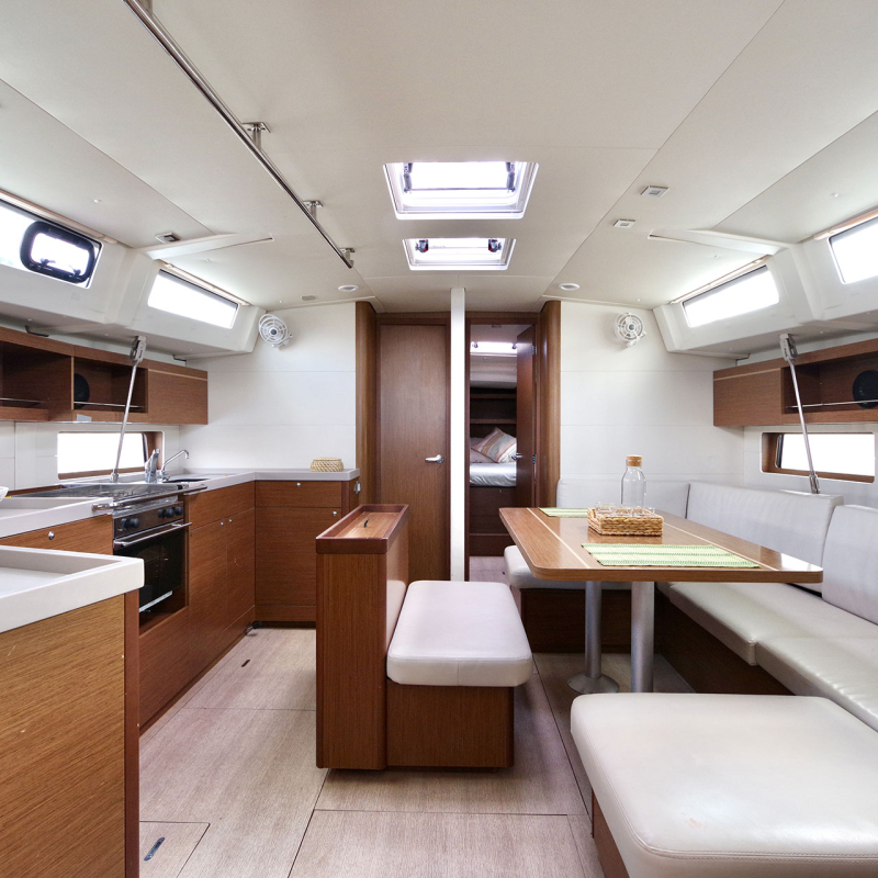 Aladar Sail